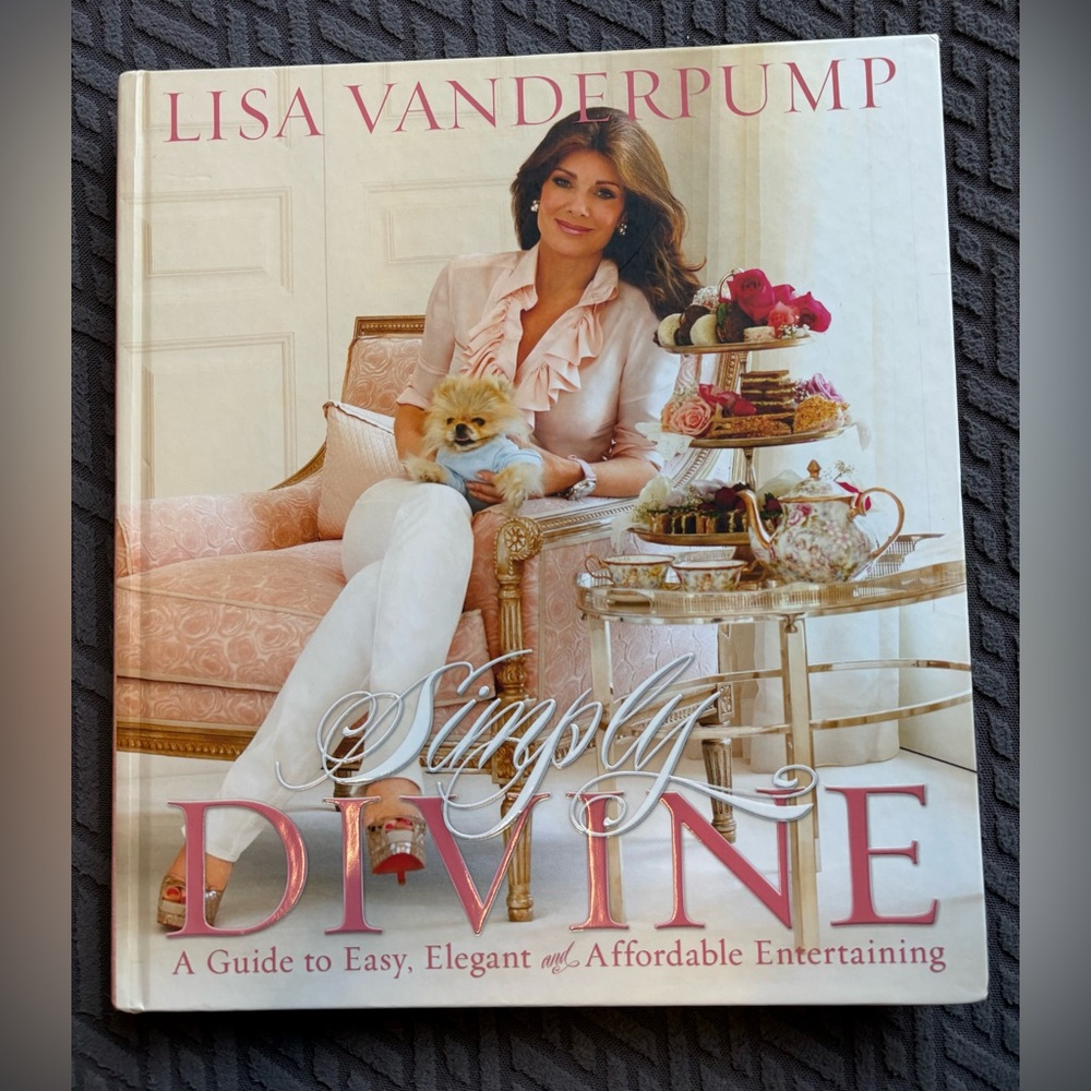 Simply Divine by Lisa Vanderpump Book